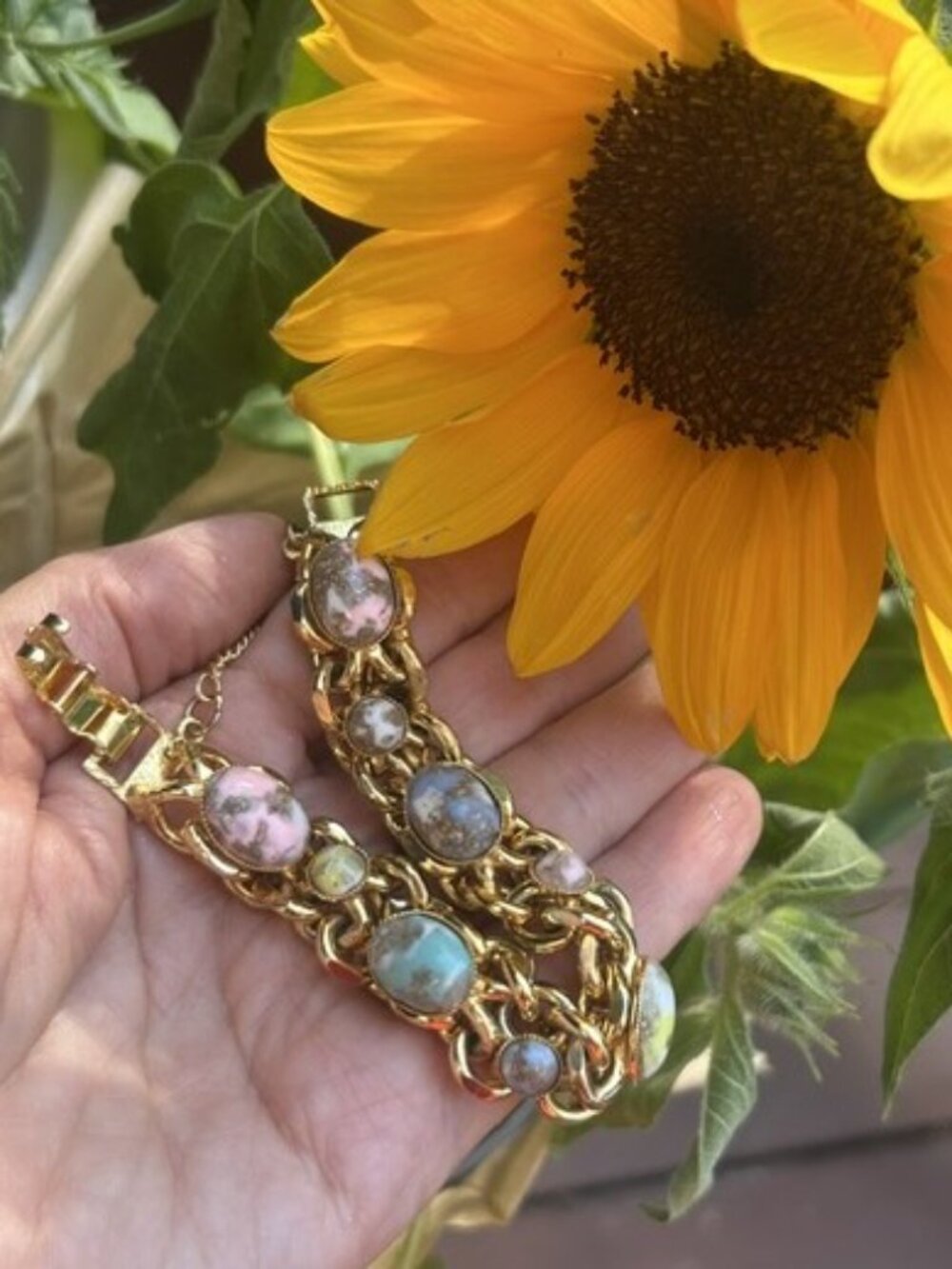 VINTAGE “Easter Egg” Pastel Stone Gold Link Chunky BRACELET with Safety Chain - Picture 6 of 9